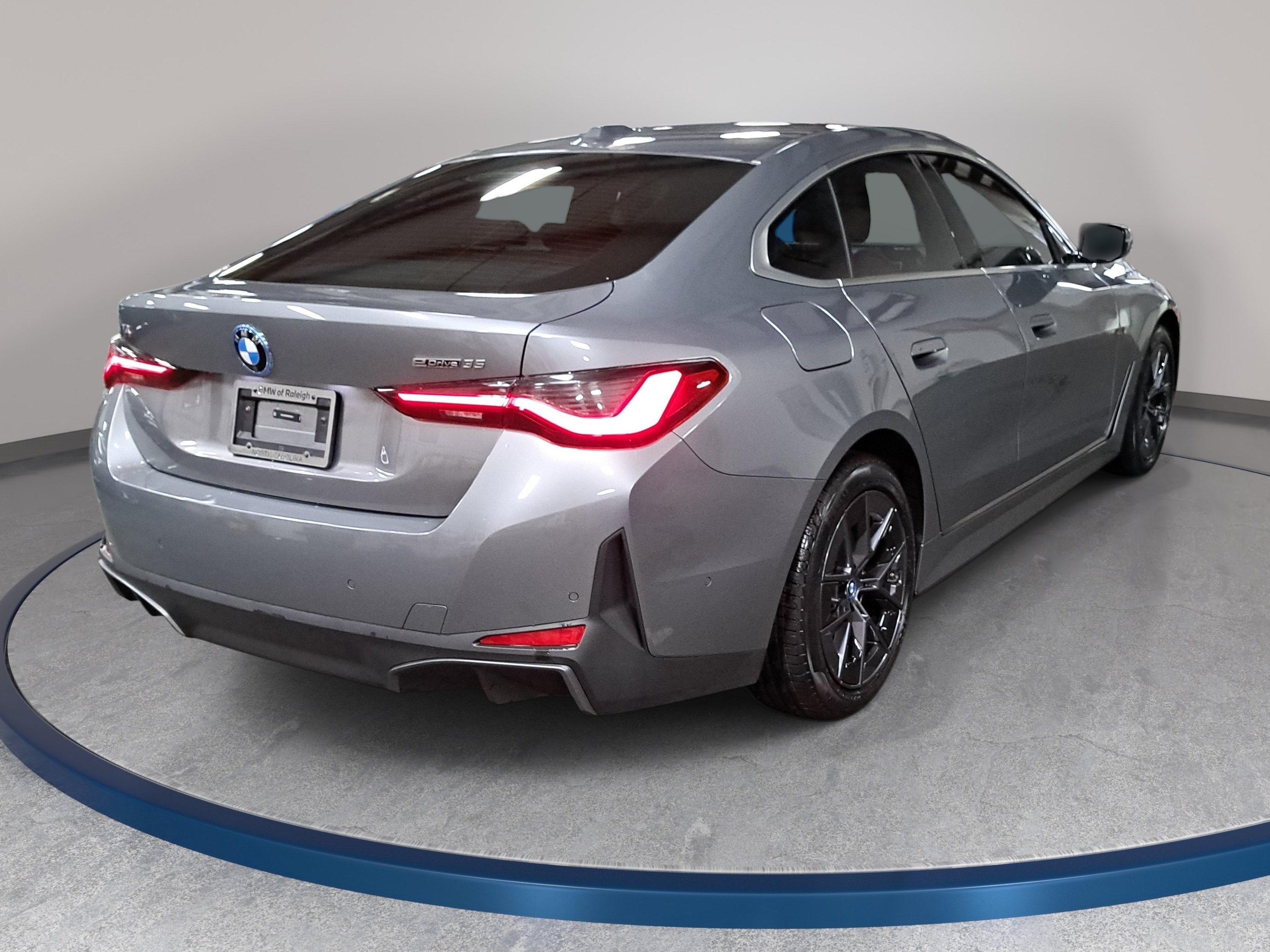 Certified 2024 BMW i4 eDrive35 w/ Premium Package RWD image 6