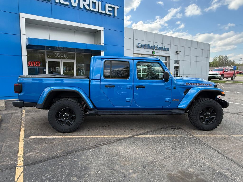 Used 2023 Jeep Gladiator Mojave w/ LED Lighting Group AWD/4WD image 8