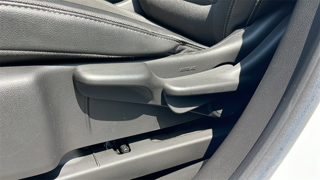 Used 2022 Buick Encore GX Preferred image 11