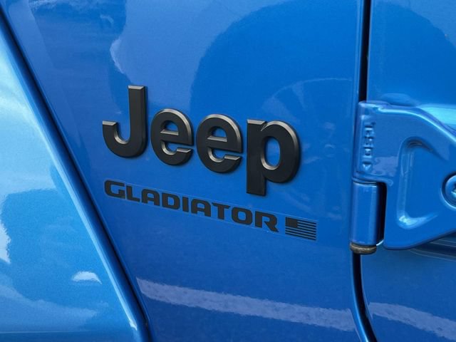 Used 2025 Jeep Gladiator Sport AWD/4WD image 13