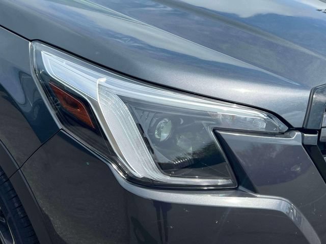 Used 2023 Subaru Forester Touring AWD/4WD image 9