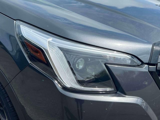 Used 2023 Subaru Forester Touring AWD/4WD image 9