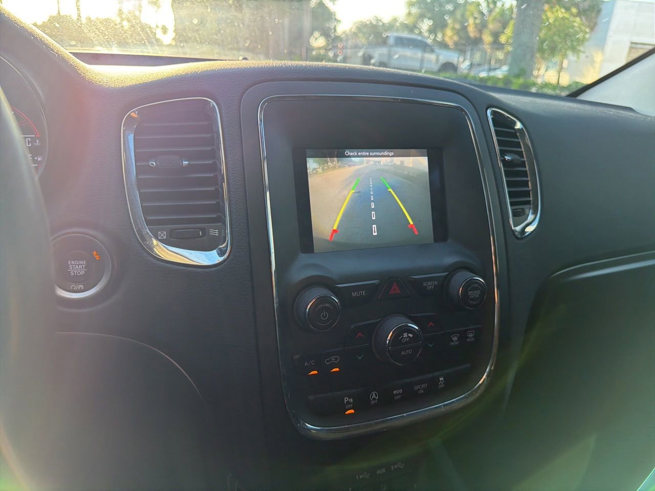 Used 2018 Dodge Durango SXT w/ Quick Order Package 2BB AWD/4WD image 11
