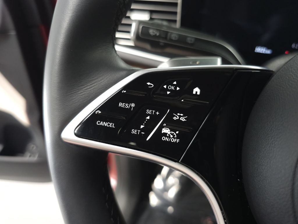 Used 2024 Mercedes-Benz GLE 450e 4MATIC image 11