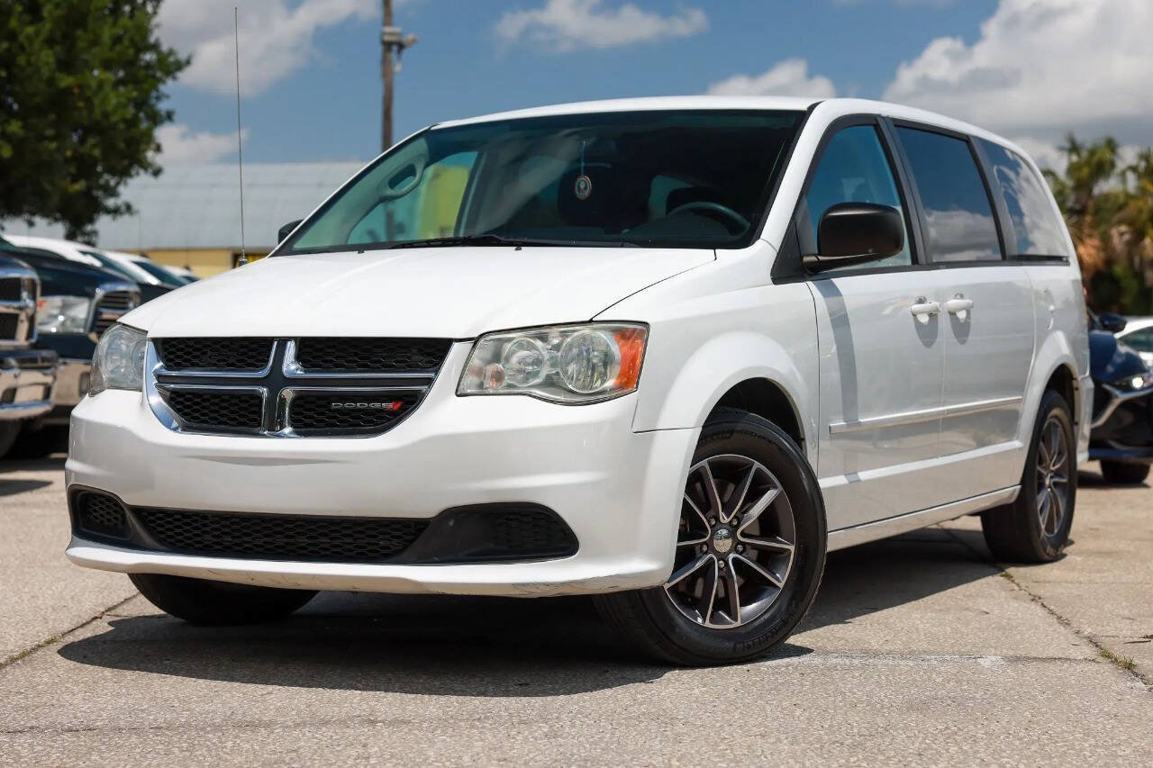 Used 2014 Dodge Grand Caravan SE w/ Quick Order Package 29E SE FWD image 1