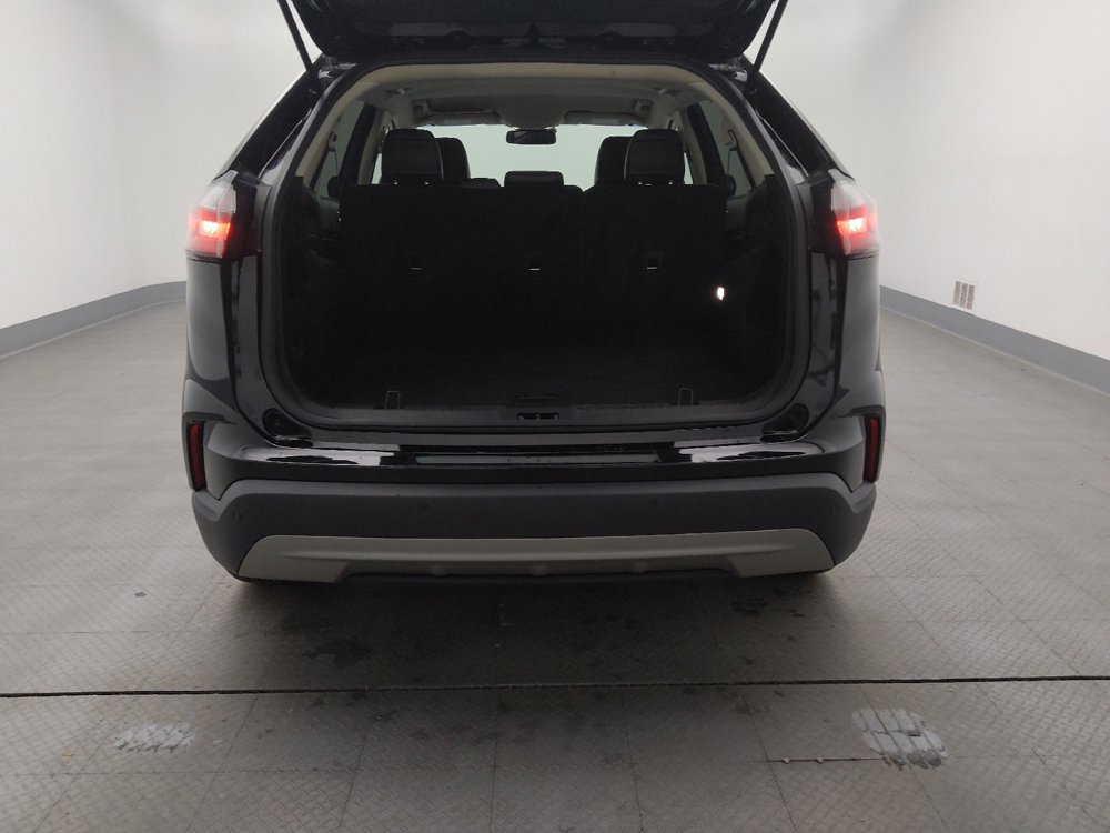 Used 2023 Ford Edge SEL image 29