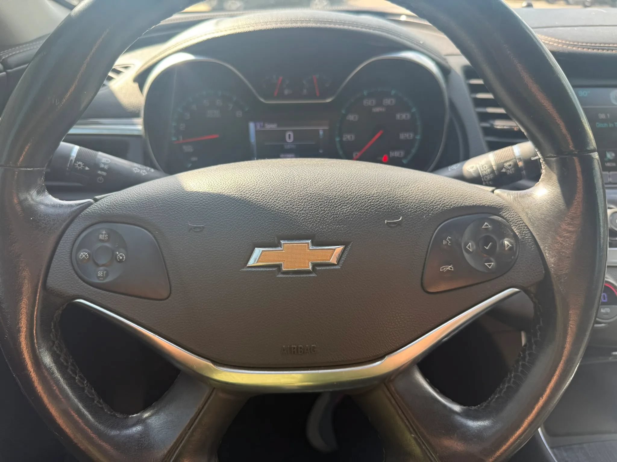 Used 2019 Chevrolet Impala LT FWD image 8