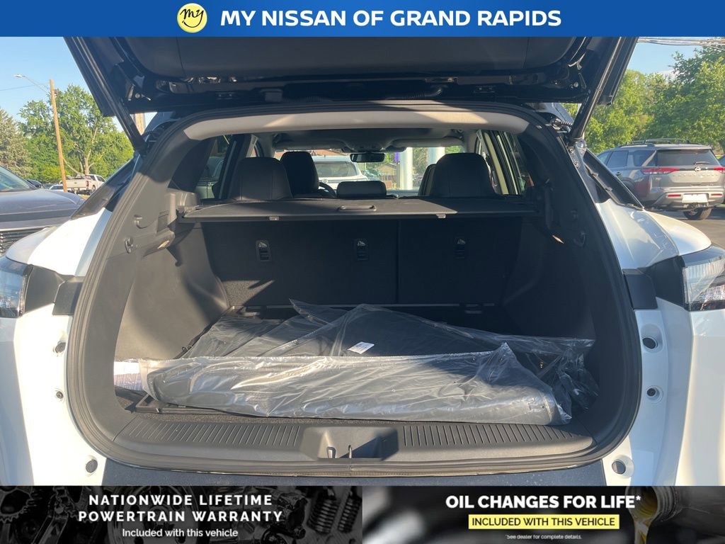 New 2026 Nissan Murano Platinum w/ Cargo Package AWD/4WD image 24