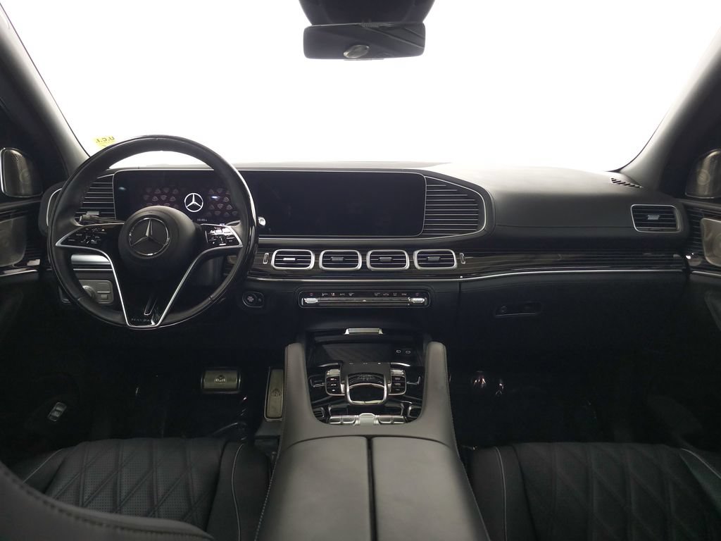Used 2024 Mercedes-Benz Maybach GLS 600 4MATIC image 25