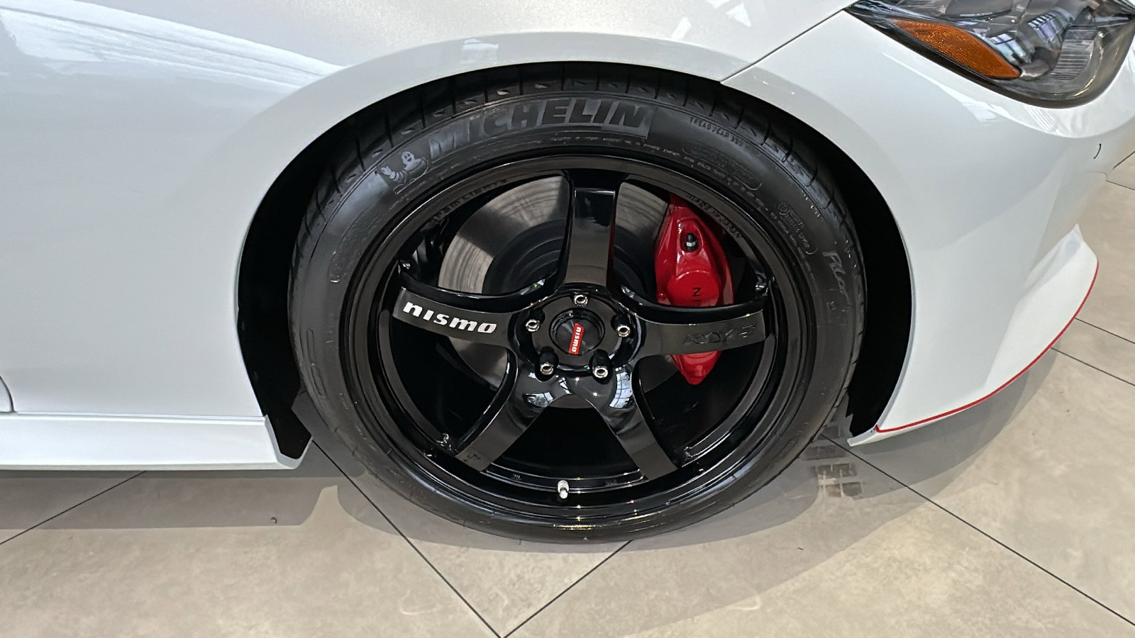 New 2023 Nissan Z w/ Floor Mat Package (L93) RWD image 6