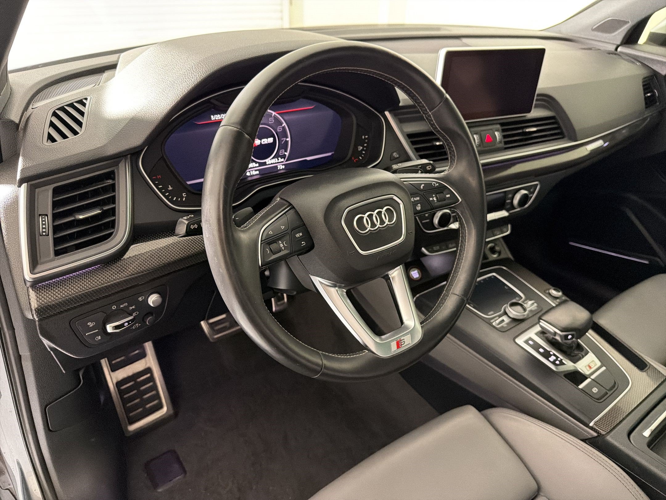 Used 2018 Audi SQ5 Prestige w/ Prestige Package AWD/4WD image 3