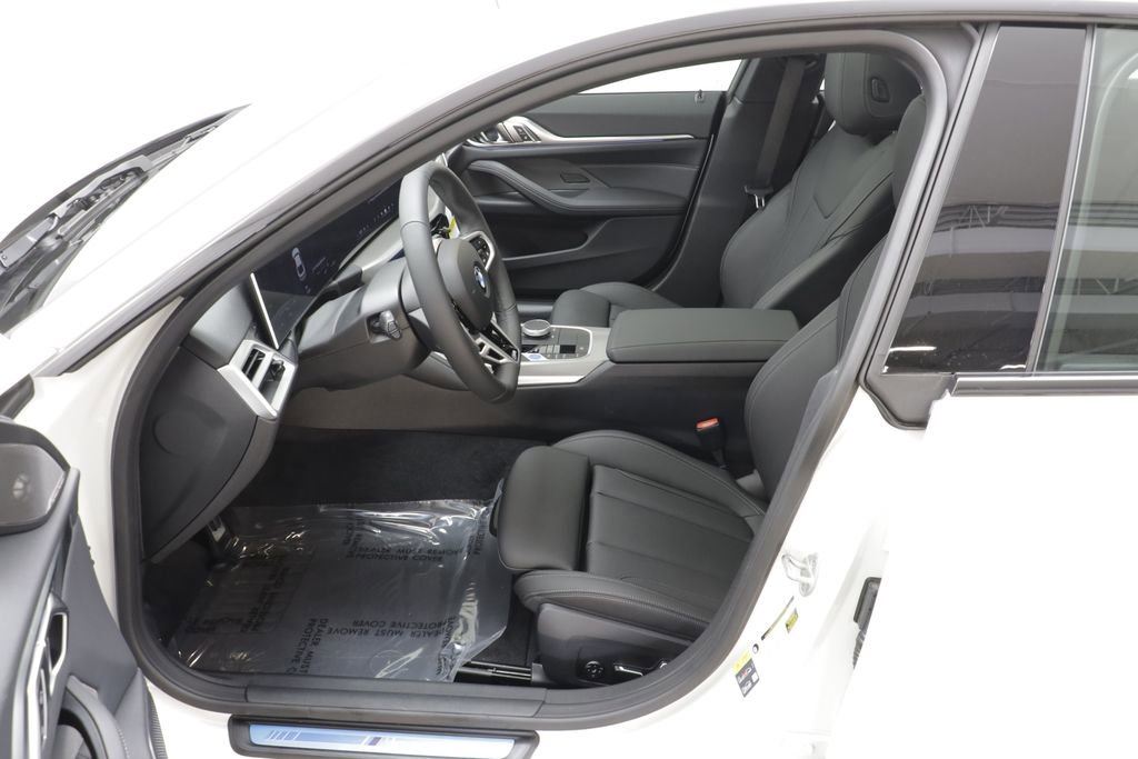 New 2026 BMW i4 xDrive40i w/ M Sport Package AWD/4WD image 7