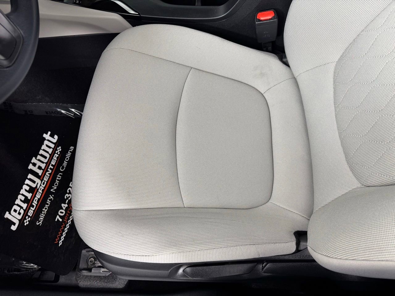 Used 2024 Toyota Corolla Cross L image 12