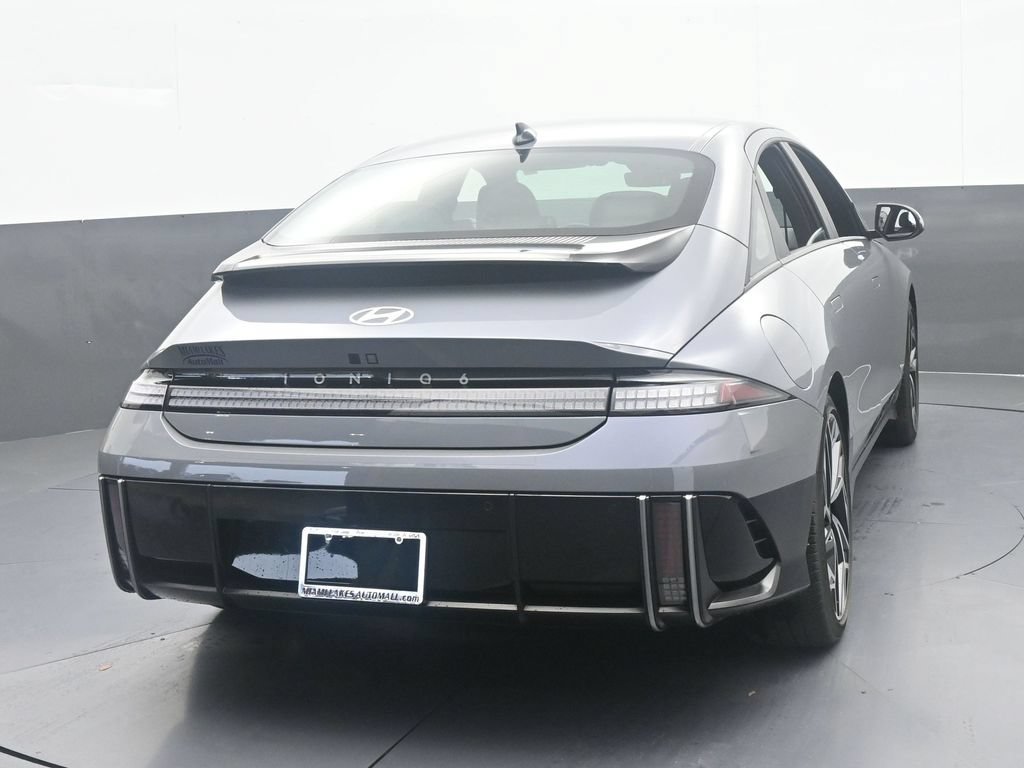 Used 2025 Hyundai Ioniq 6 SEL RWD image 5
