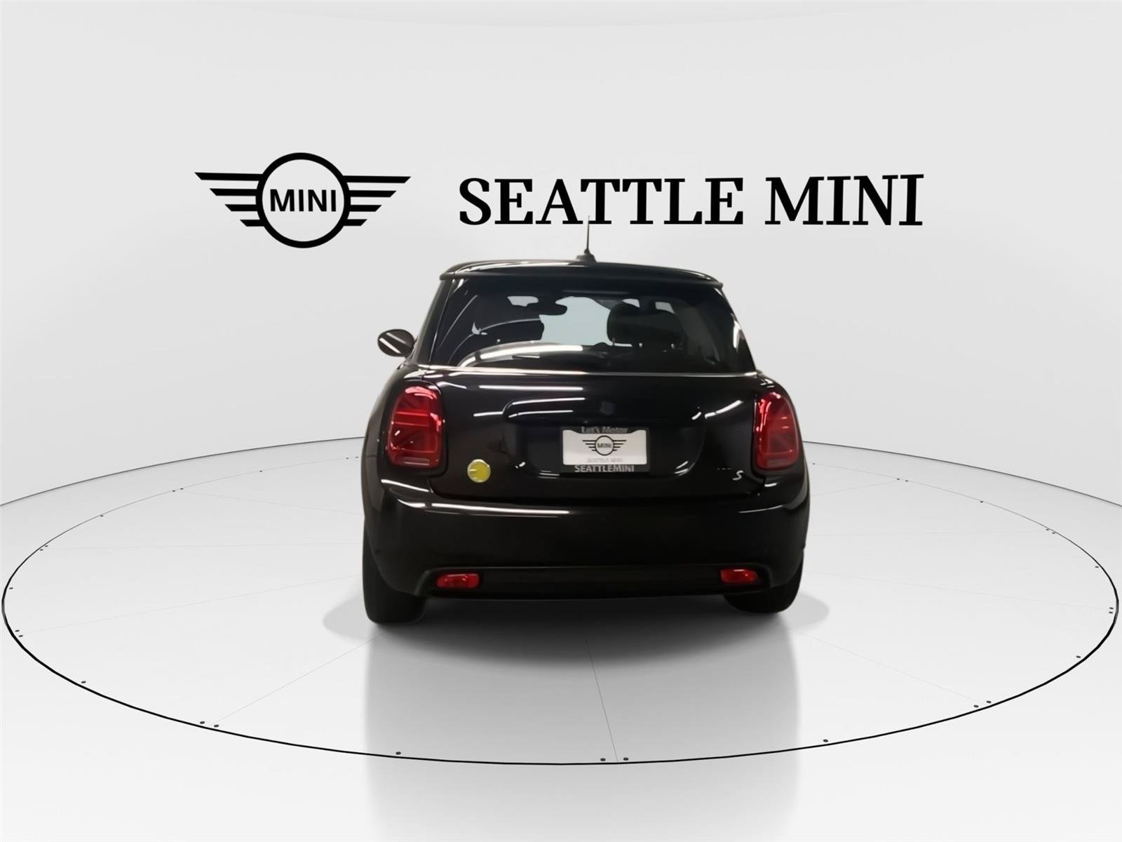 Certified 2024 MINI Cooper SE FWD image 9
