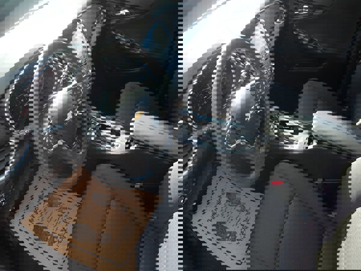 Used 2022 Chevrolet Malibu LT image 12