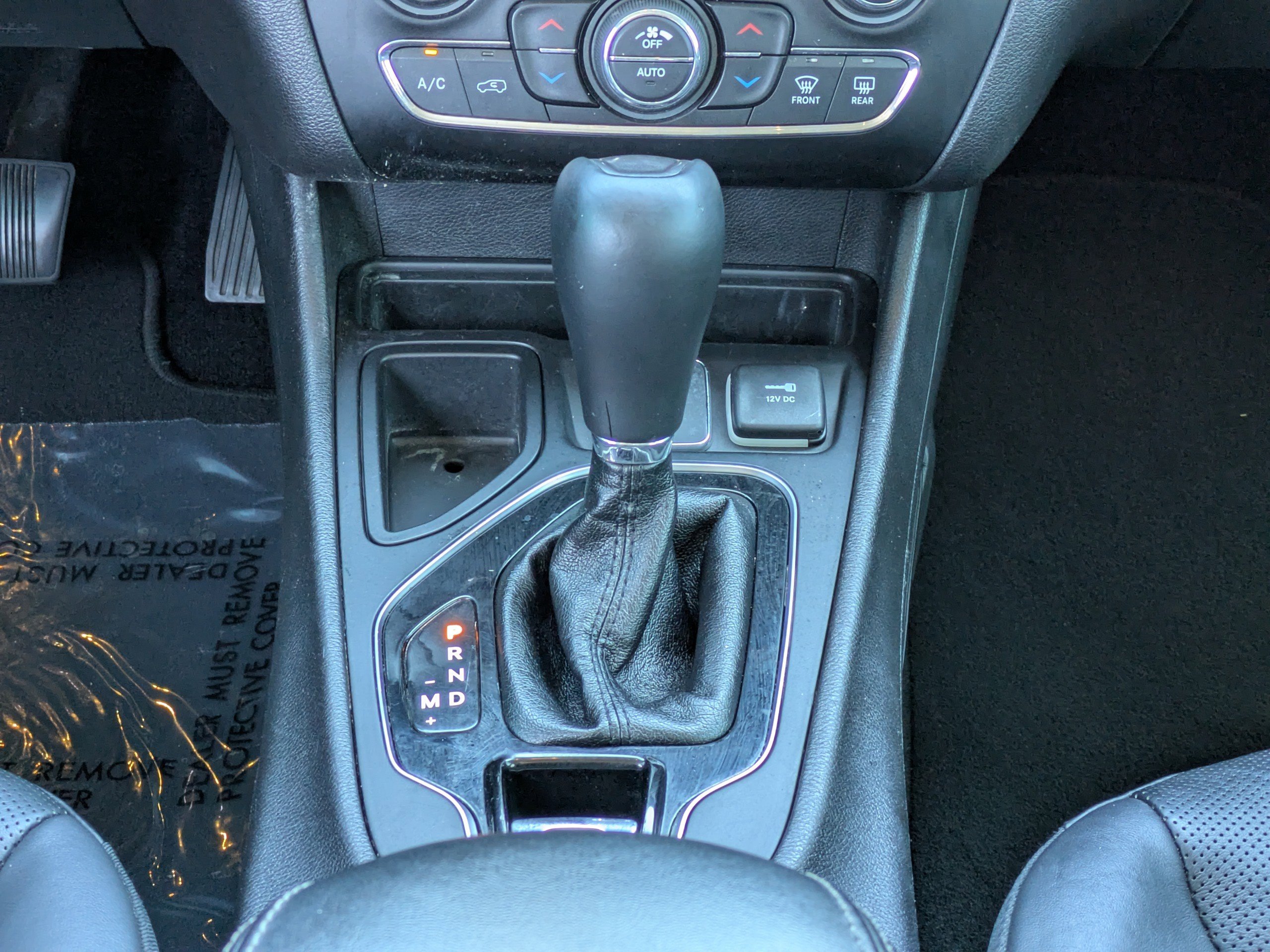 Used 2019 Jeep Cherokee Limited FWD image 18