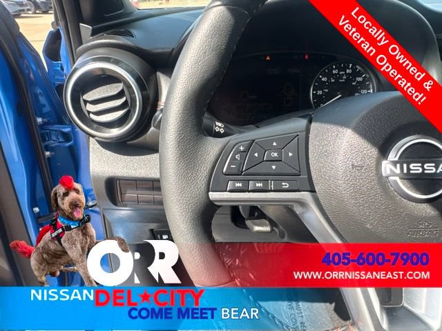 Used 2023 Nissan Kicks SR w/ SR Premium Package FWD image 18