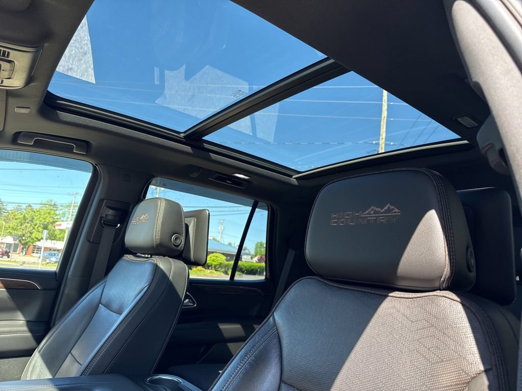 Used 2021 Chevrolet Tahoe High Country AWD/4WD image 32