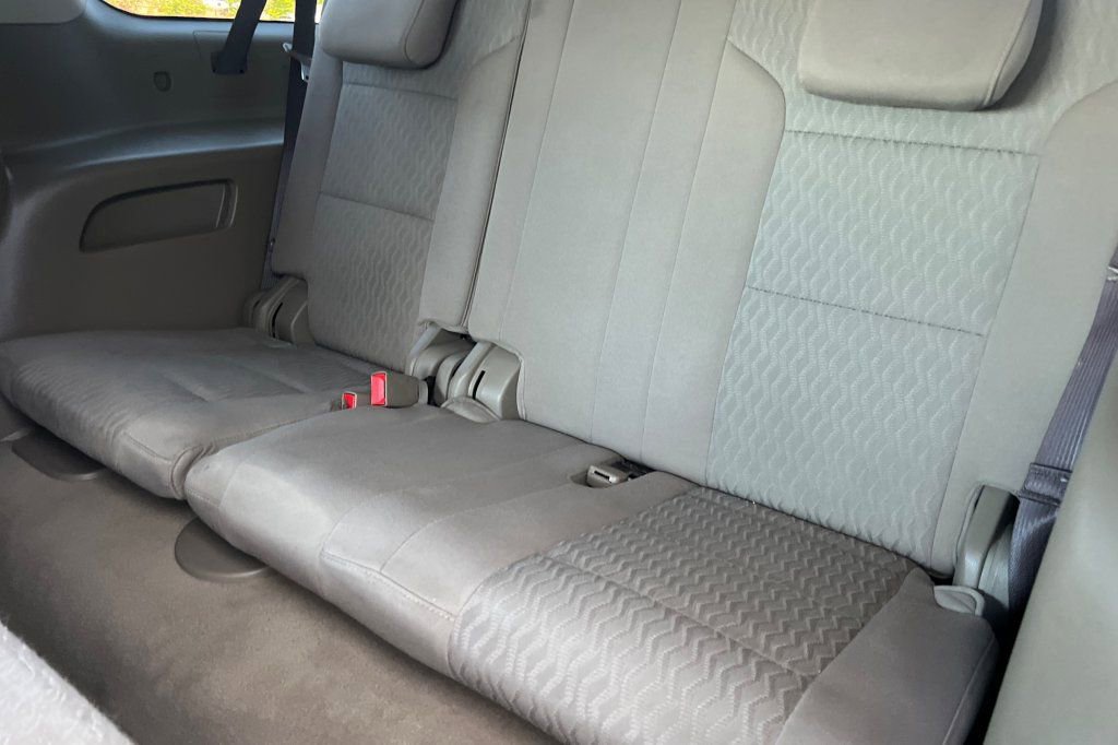 Used 2020 Chevrolet Suburban LS w/ Max Trailering Package AWD/4WD image 12