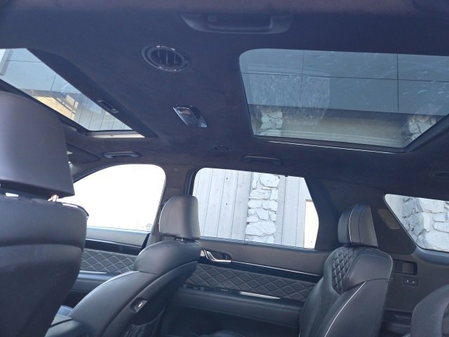 Used 2020 Hyundai Palisade Limited image 11