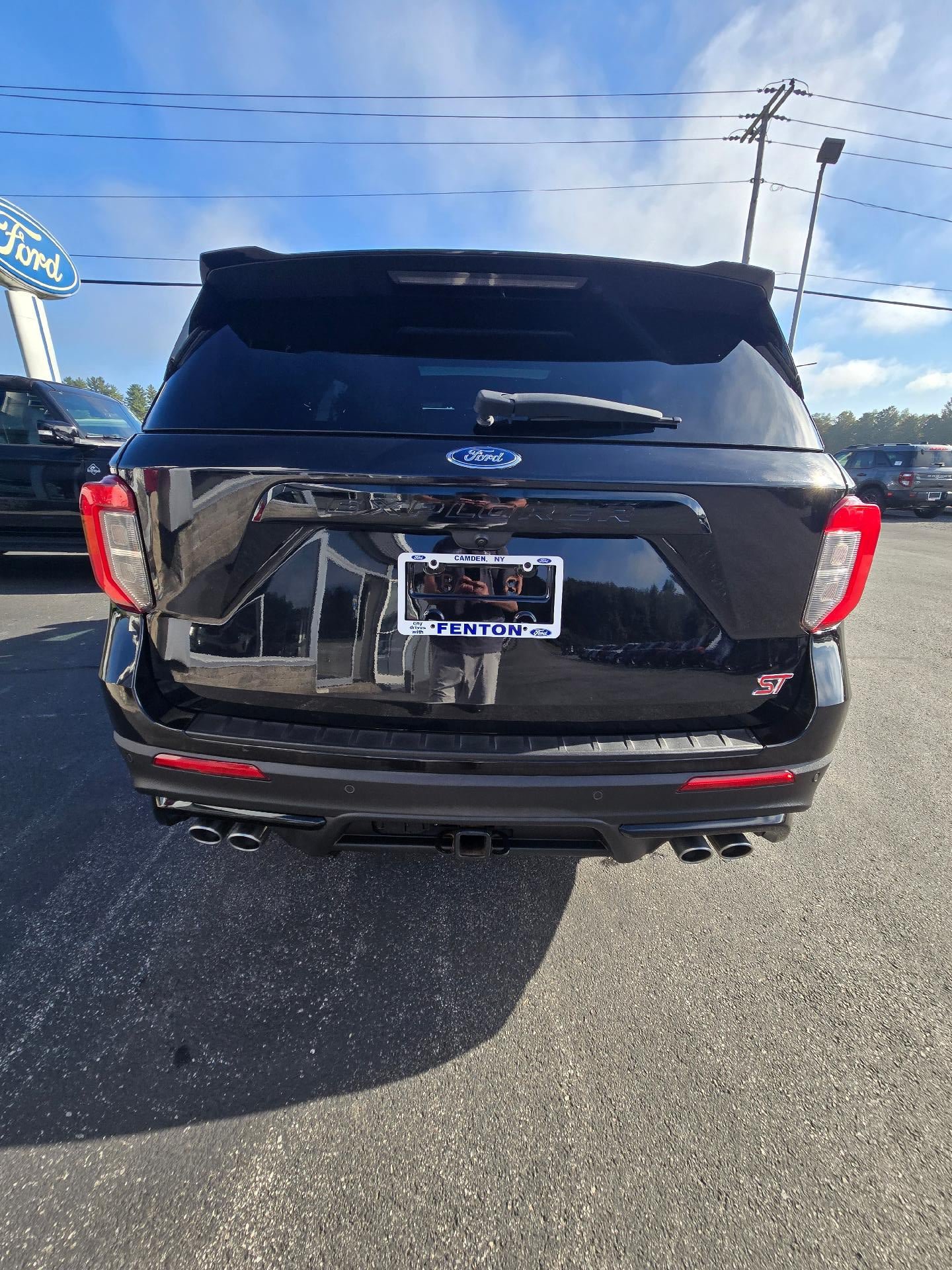 Used 2020 Ford Explorer ST AWD/4WD image 6