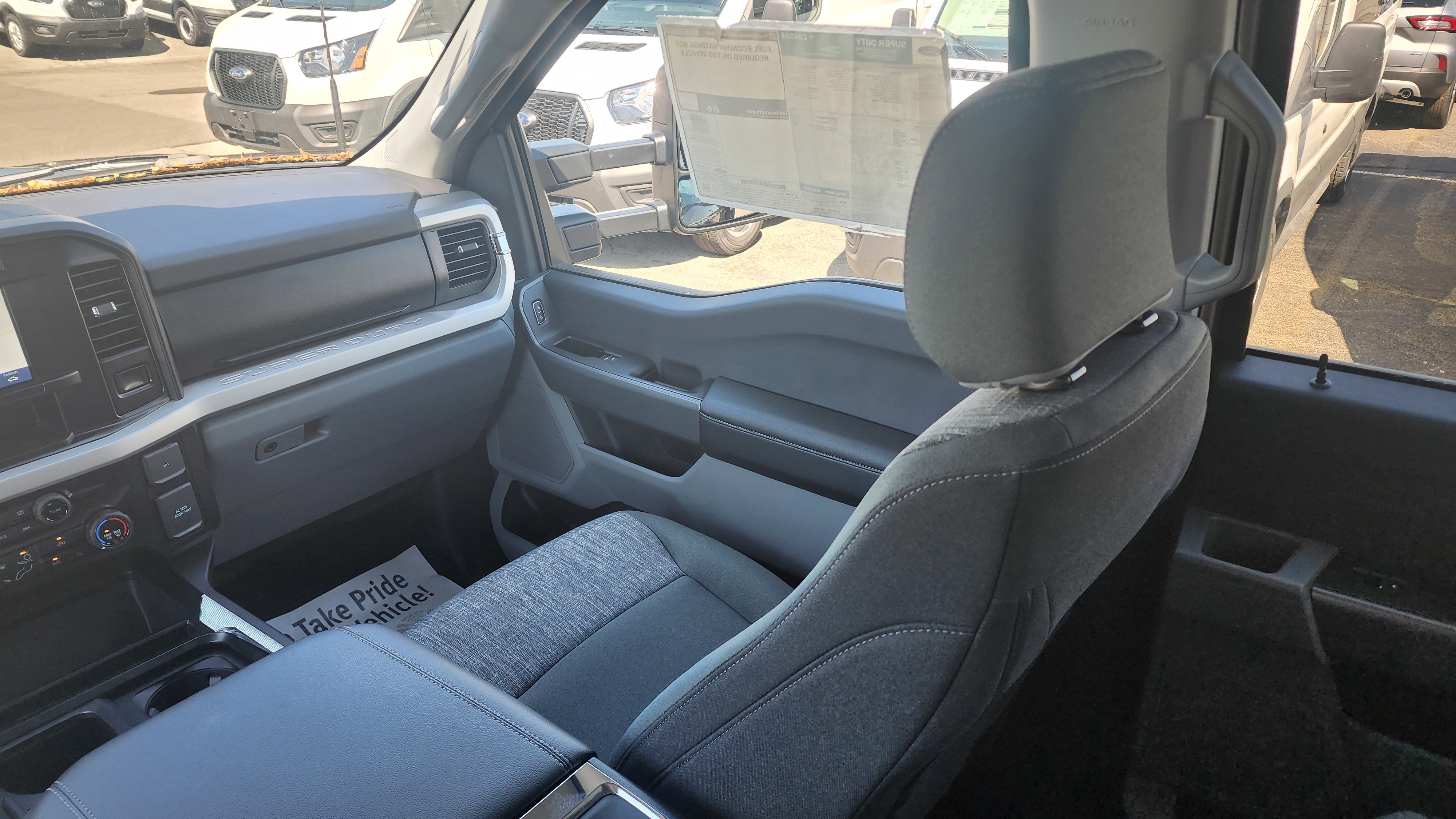 New 2023 Ford F350 XLT w/ XLT Value Package image 15