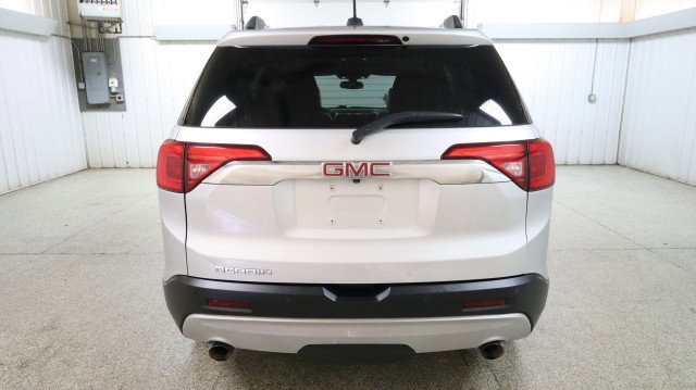 Used 2017 GMC Acadia SLT image 8