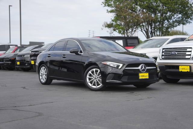 Used 2019 Mercedes-Benz A 220 image 2