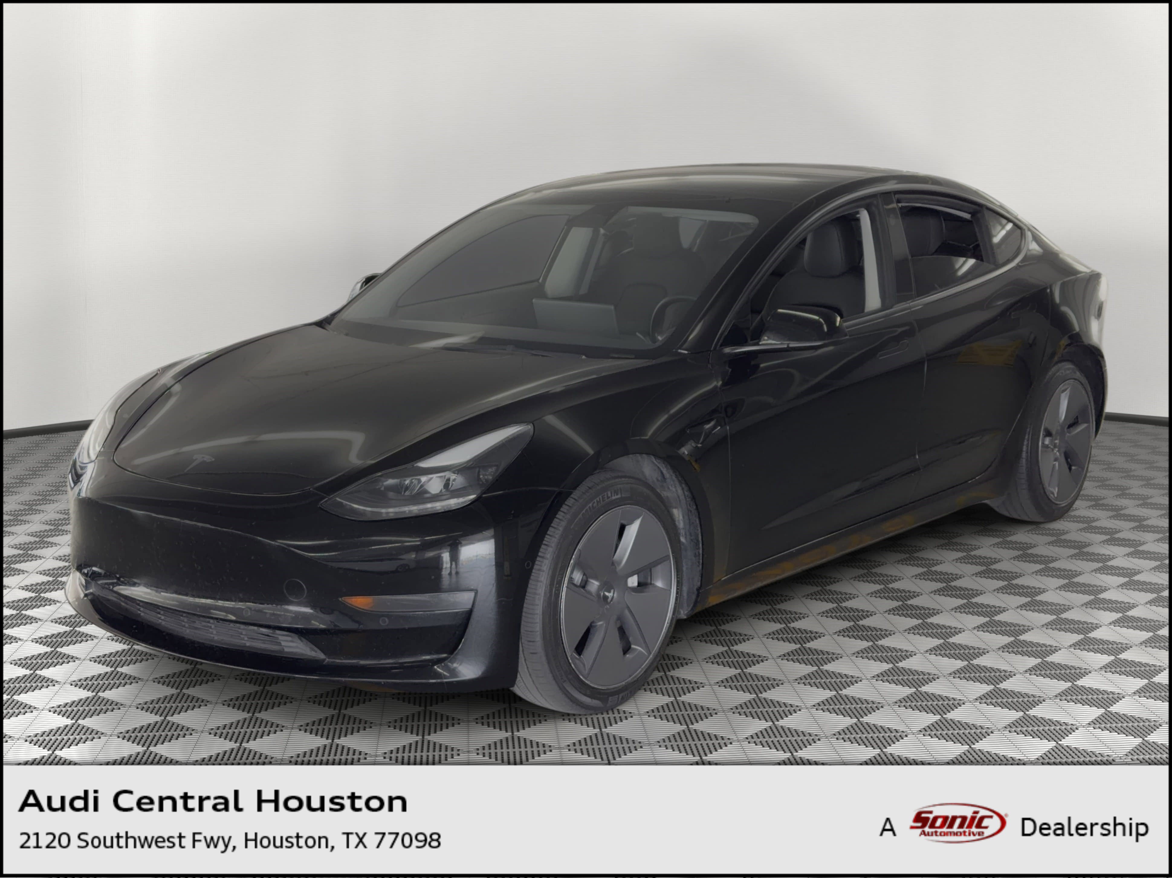 Used 2022 Tesla Model 3 Long Range AWD/4WD image 1