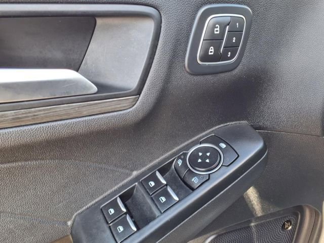 Certified 2023 Ford Escape SE w/ PHEV Premium Package image 11