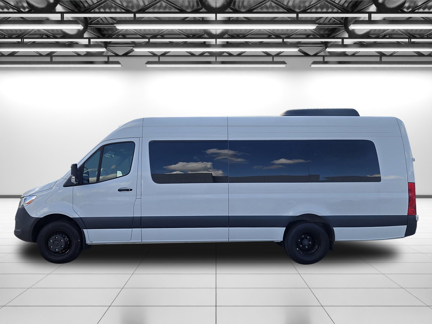 Used 2024 Mercedes-Benz Sprinter 3500 image 6