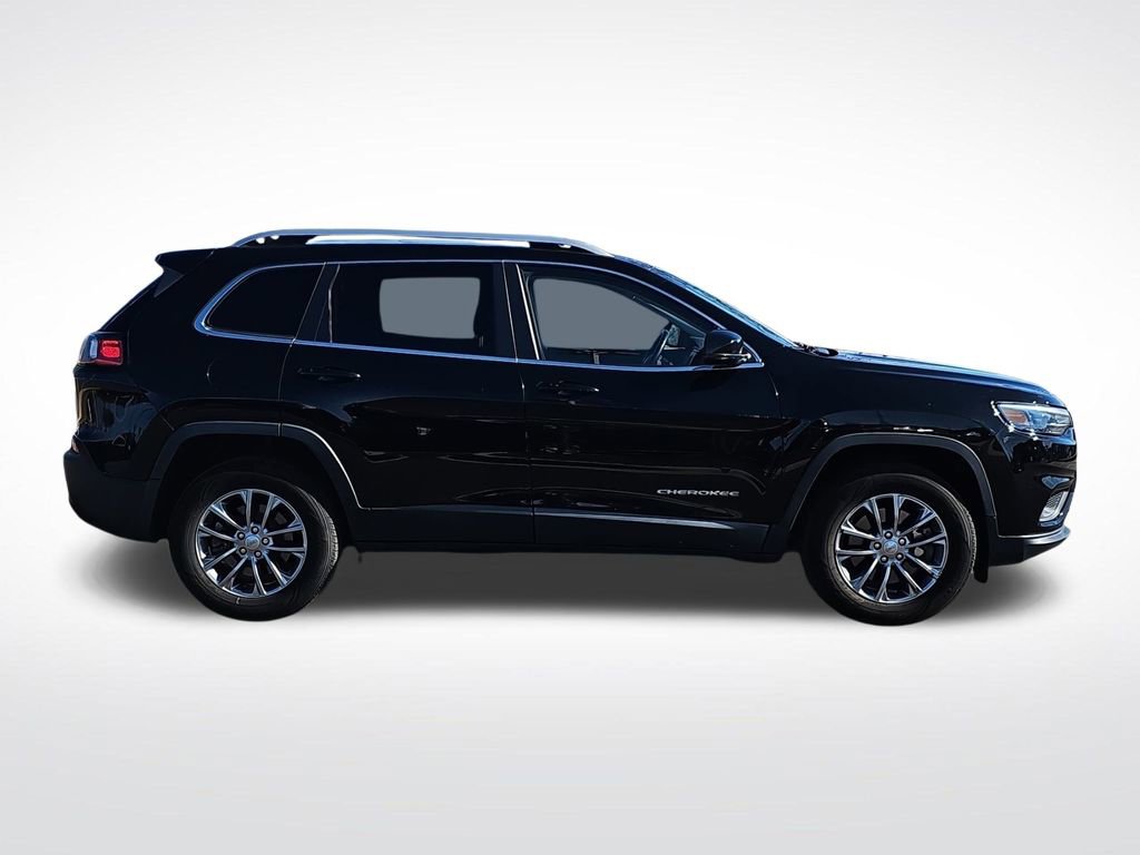 Used 2020 Jeep Cherokee Latitude Plus w/ Comfort/Convenience Group image 4