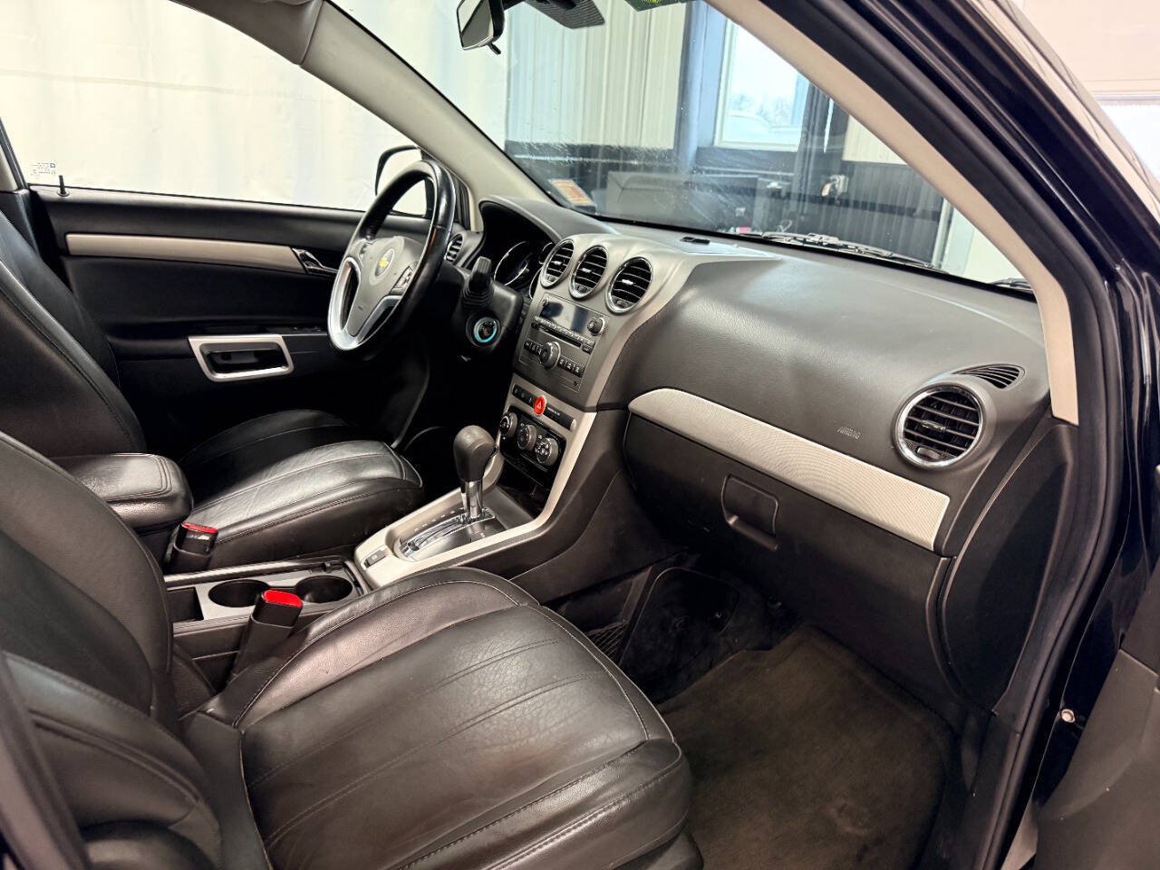 Used 2012 Chevrolet Captiva Sport LT w/ Convenience Package FWD image 12