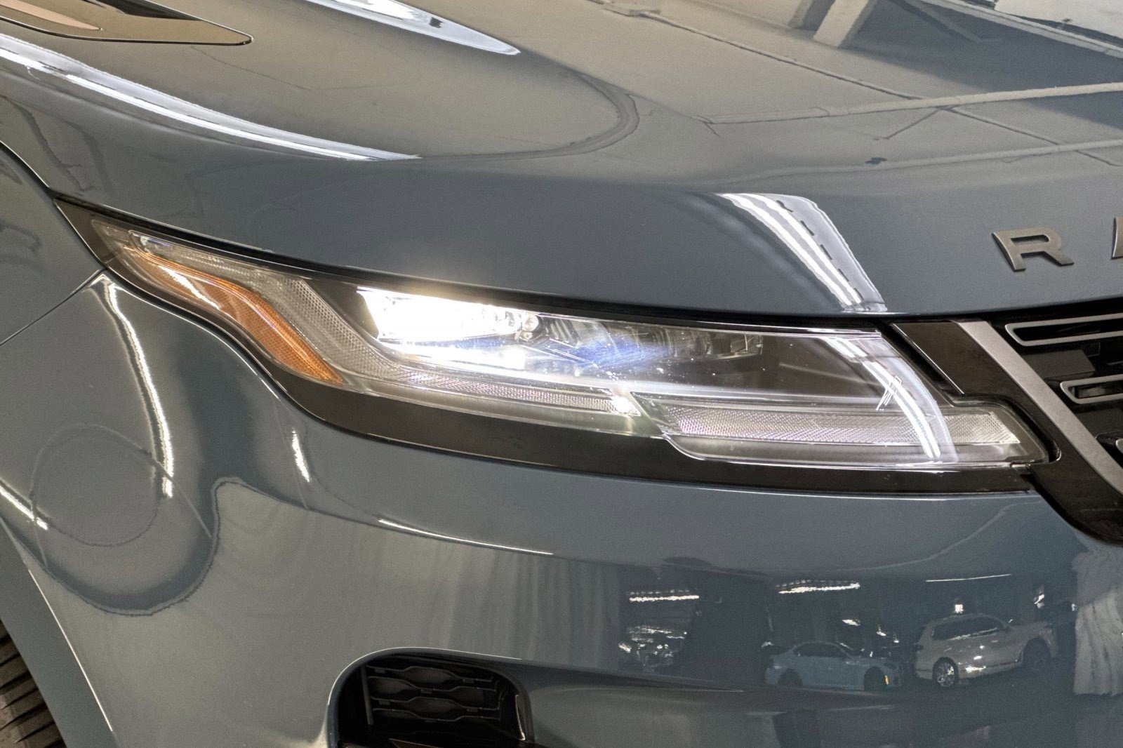 Used 2024 Land Rover Range Rover Evoque Dynamic SE image 10