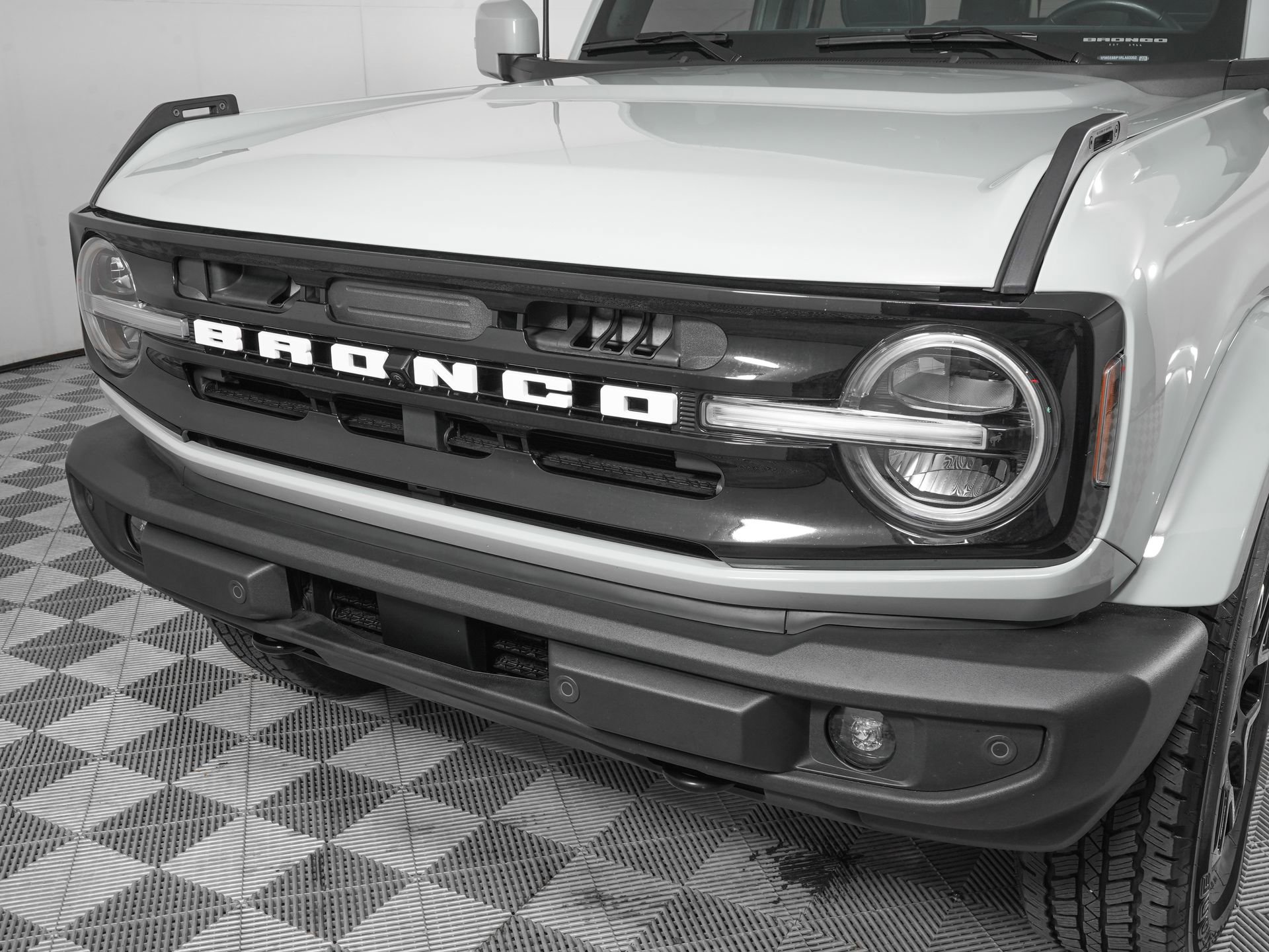 Used 2024 Ford Bronco Outer Banks AWD/4WD image 27