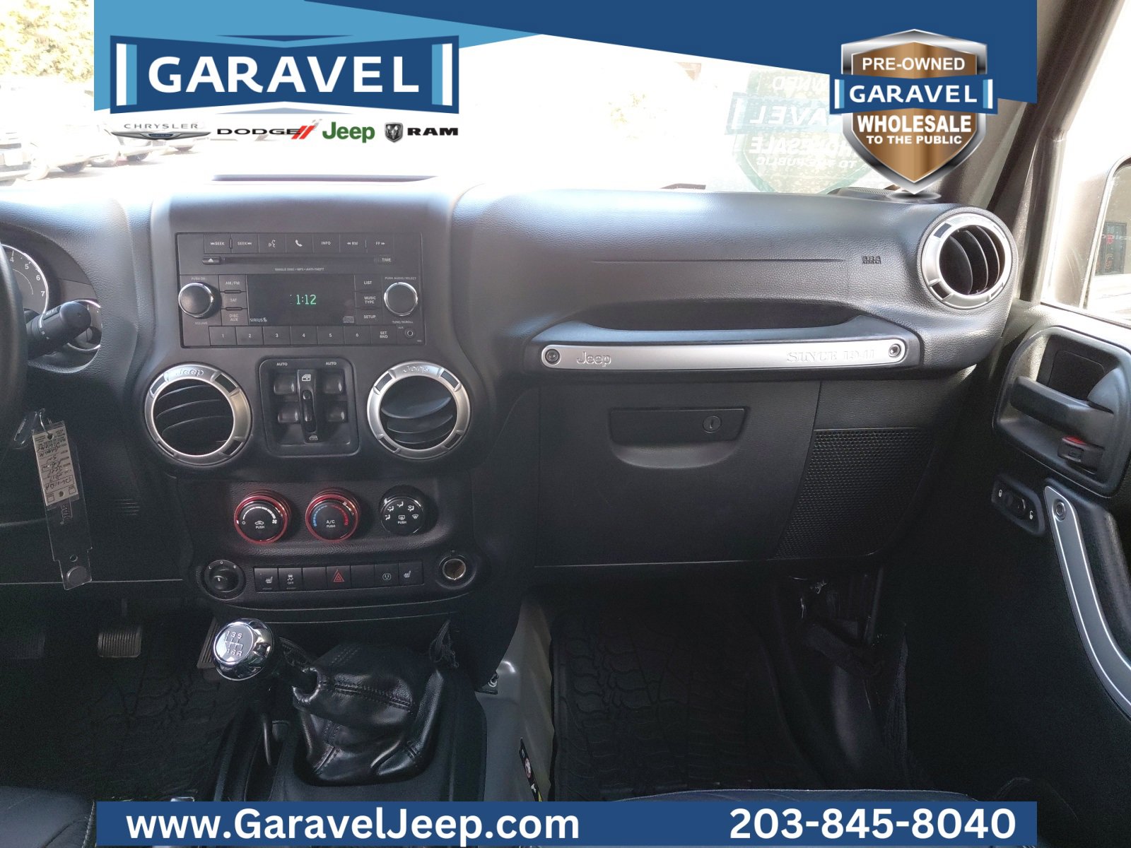 Used 2017 Jeep Wrangler Unlimited Rubicon w/ Cold Weather Group image 3