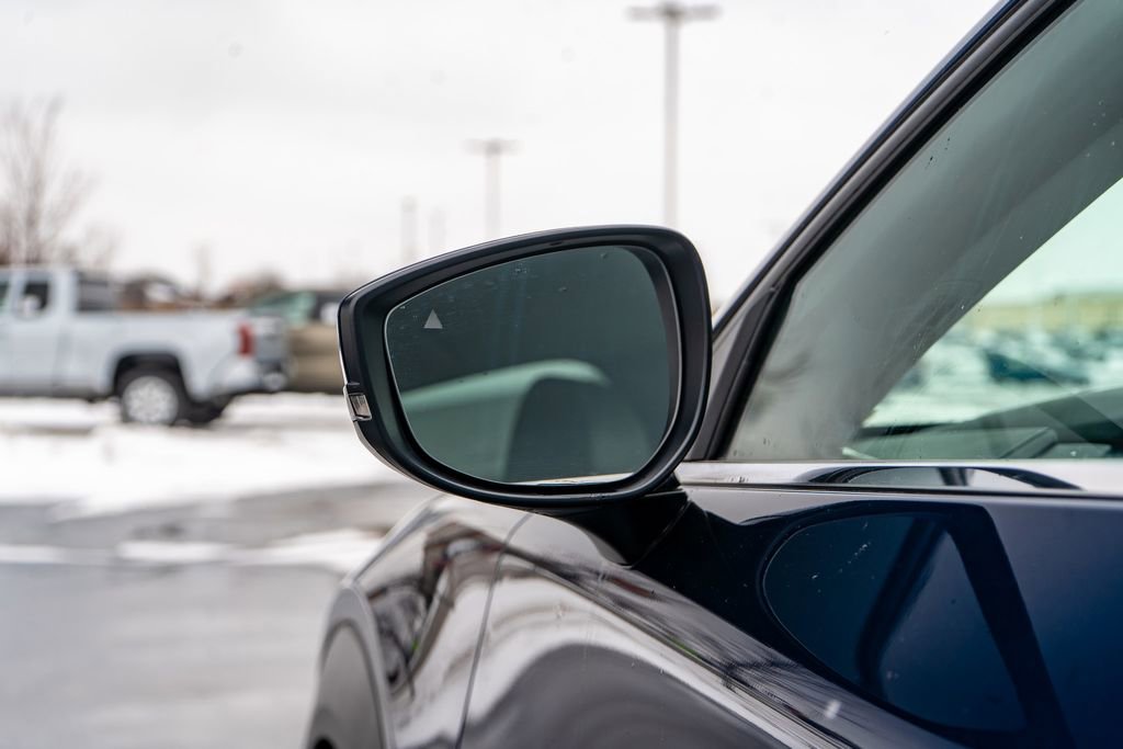 Used 2022 MAZDA CX-30 AWD 2.5 S w/ Select Package image 17