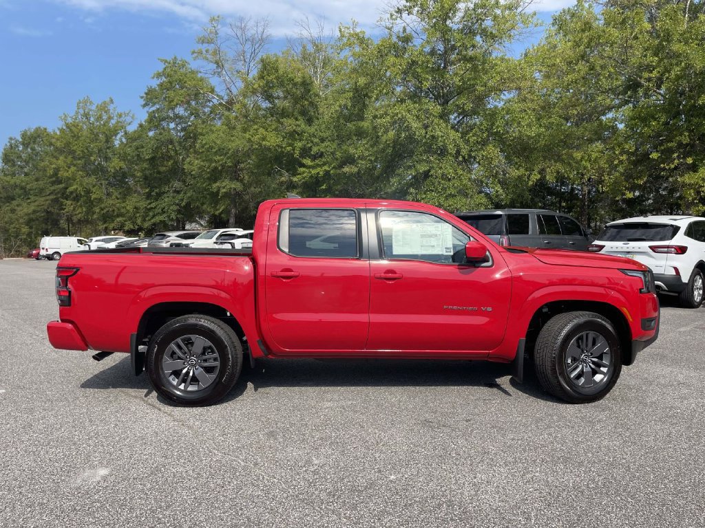 New 2027 Nissan Frontier SV RWD image 2