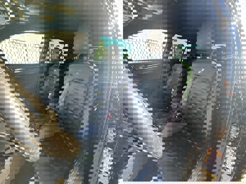 Used 2016 Volkswagen Golf 4-Door image 14