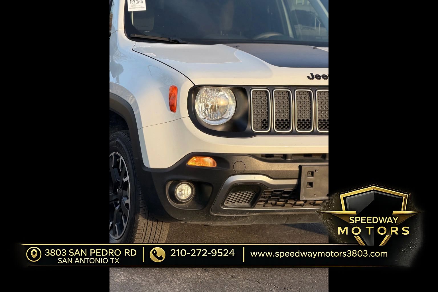 Used 2023 Jeep Renegade Latitude AWD/4WD image 2