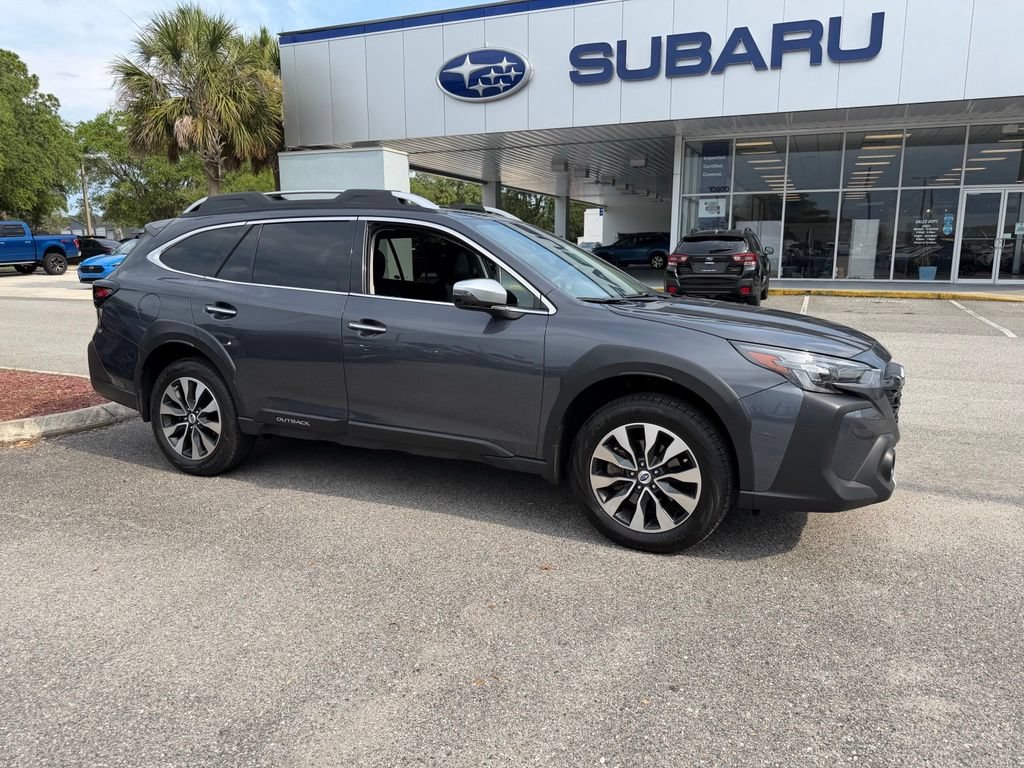 Used 2023 Subaru Outback Touring AWD/4WD video 1