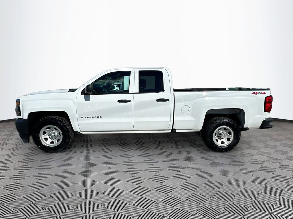 Used 2019 Chevrolet Silverado 1500 W/T w/ WT Convenience Package AWD/4WD image 9
