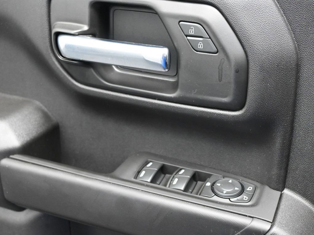 Used 2024 Chevrolet Silverado 1500 Custom Trail Boss w/ LPO, Dark Essentials Package image 12