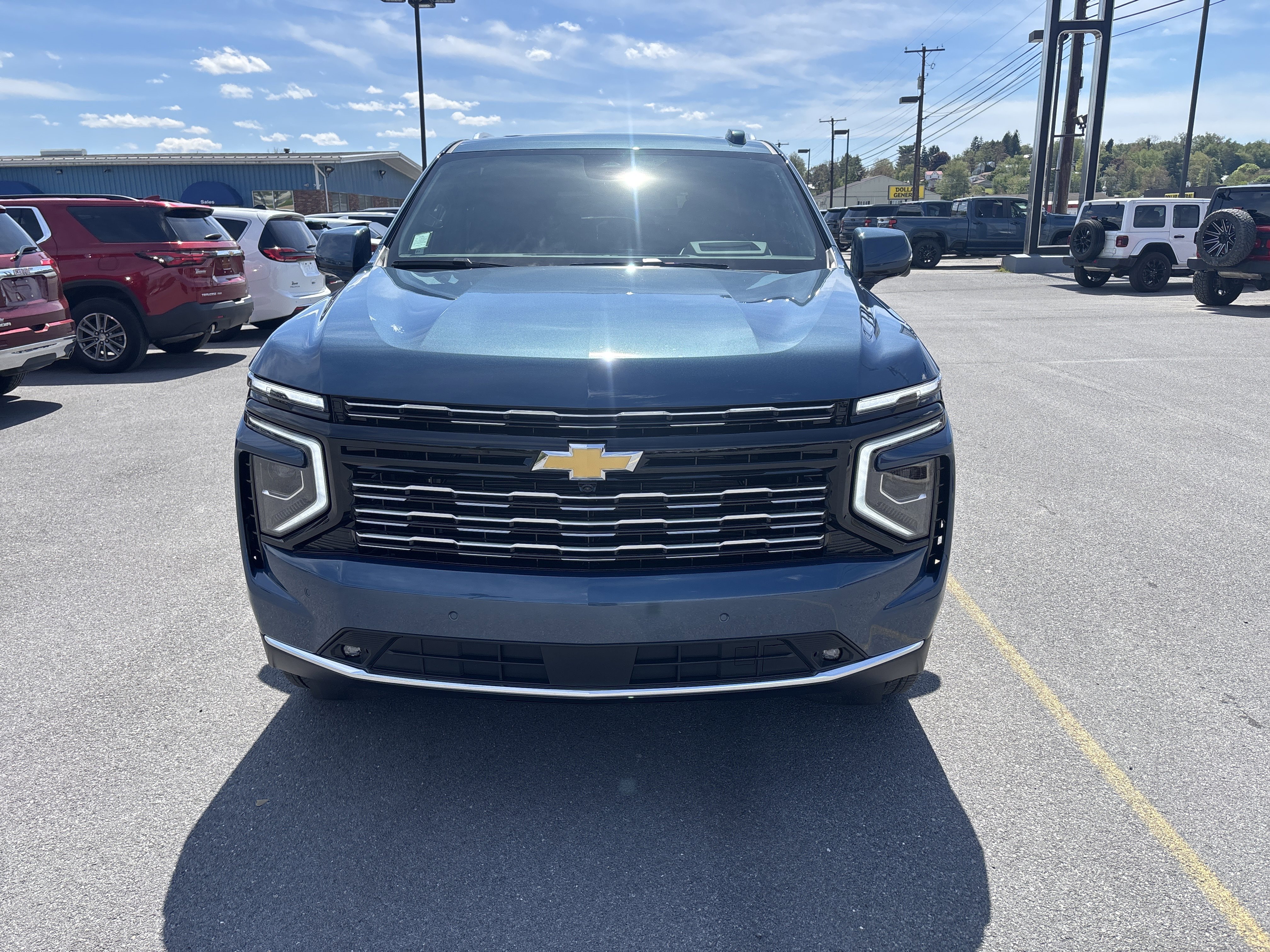 New 2026 Chevrolet Tahoe High Country w/ Sun And Tow Package AWD/4WD image 9