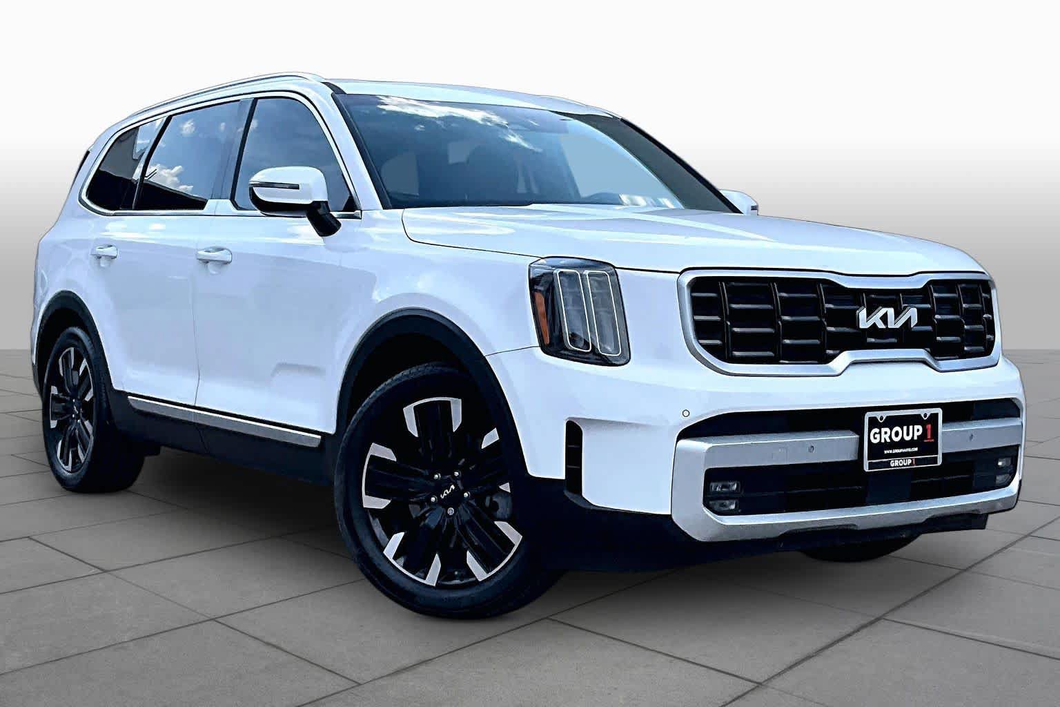 Certified 2024 Kia Telluride SX Prestige w/ Towing Package AWD/4WD image 3