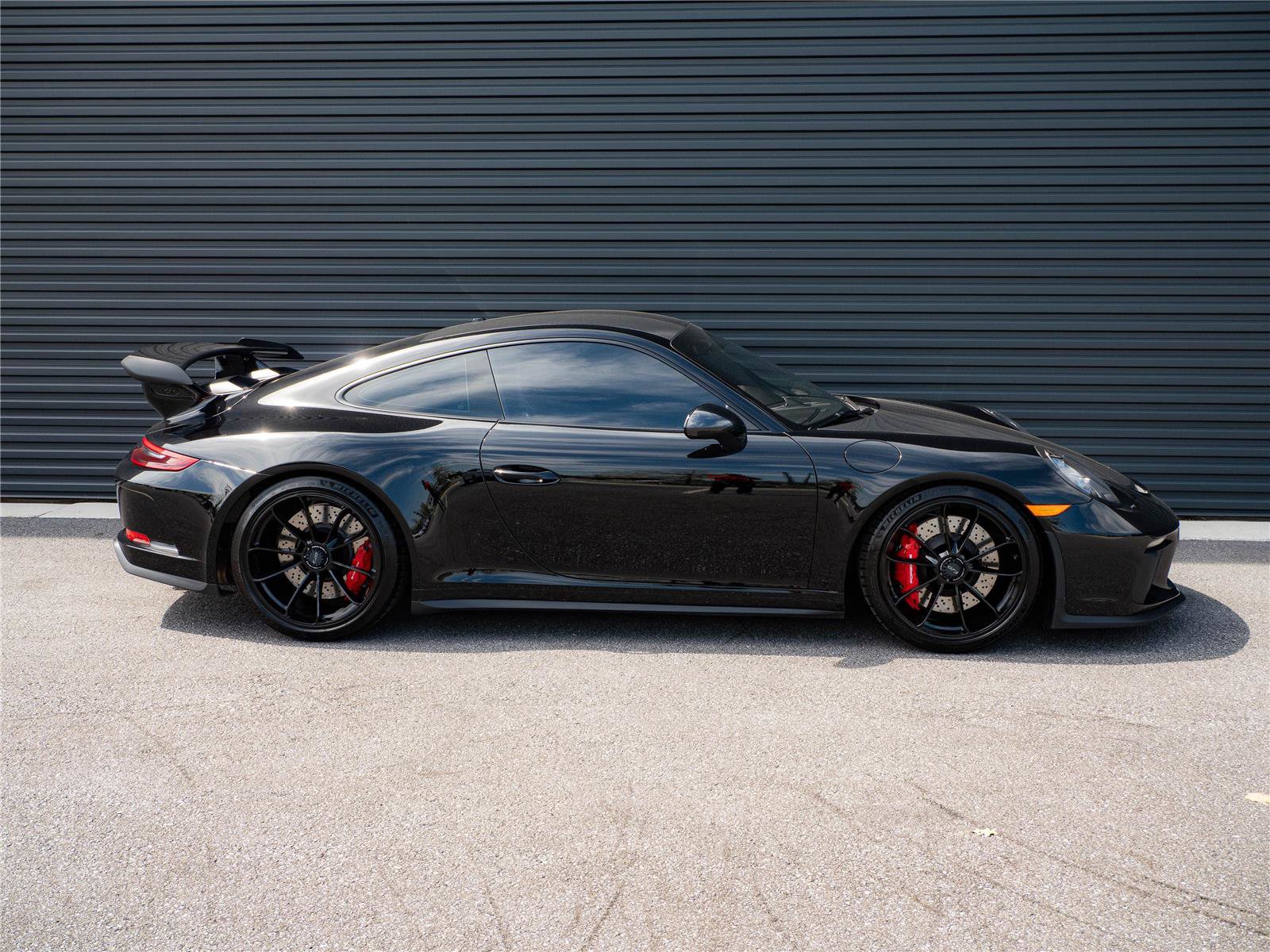 Certified 2018 Porsche 911 GT3 RWD image 20