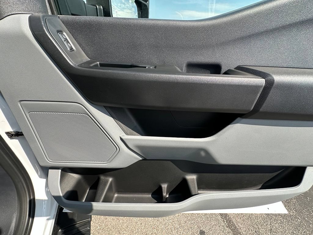 New 2026 Ford F550 4x4 Regular Cab Super Duty image 23
