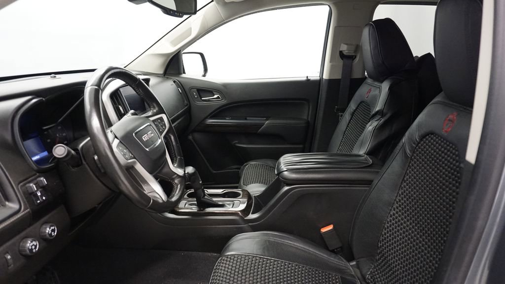 Used 2020 GMC Canyon SLE w/ Elevation Edition image 35