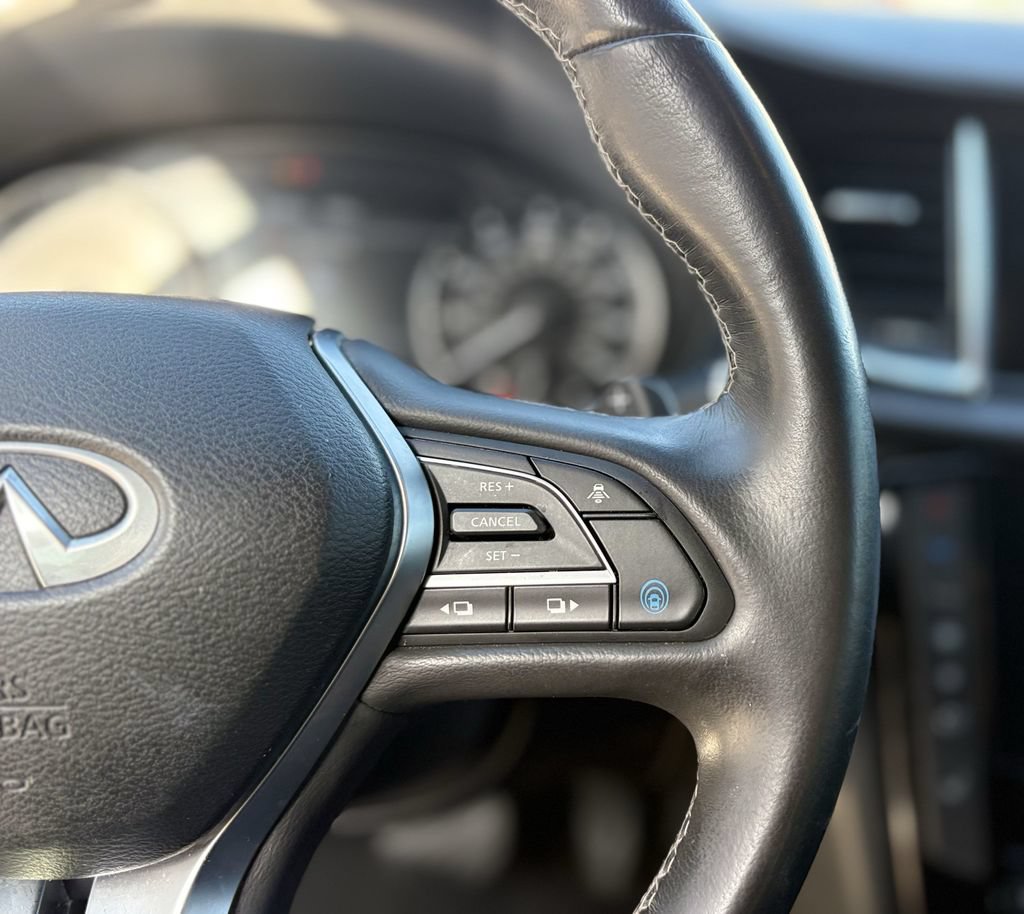 Used 2021 INFINITI QX50 Luxe w/ Appearance Package FWD image 16